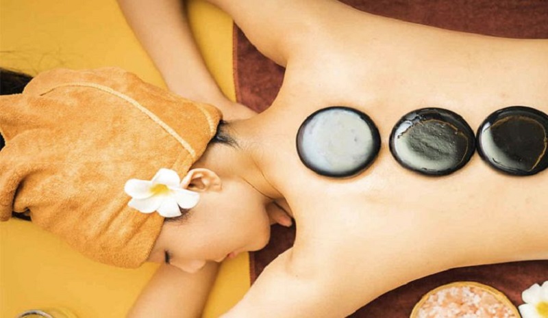 Khám phá sự diệu kỳ của massage đá nóng với sức khỏe