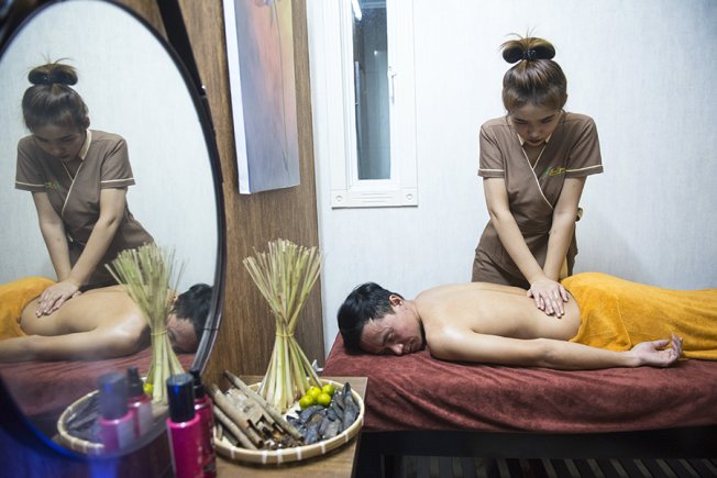 Địa chỉ massage trị liệu đau vai gáy tại TPHCM uy tín