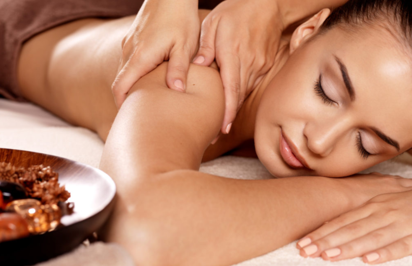Giá dịch vụ massage tại nhà