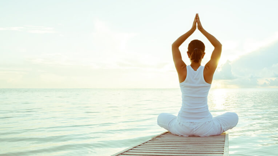 Luyện Tập Yoga Có Thật Sự Giúp Điều Trị Đau Mỏi Vai Gáy?