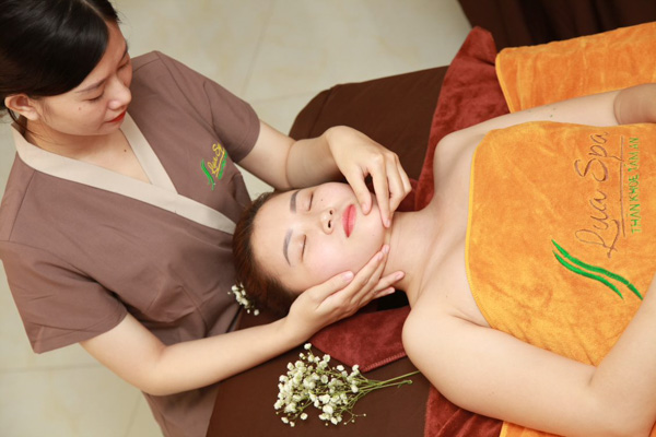 Hướng cách massage mặt chuyên nghiệp đúng chuẩn Spa