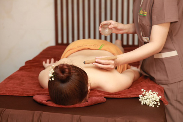 Tác dụng tuyệt vời của massage body đá nóng đối với sắc đẹp và cơ thể