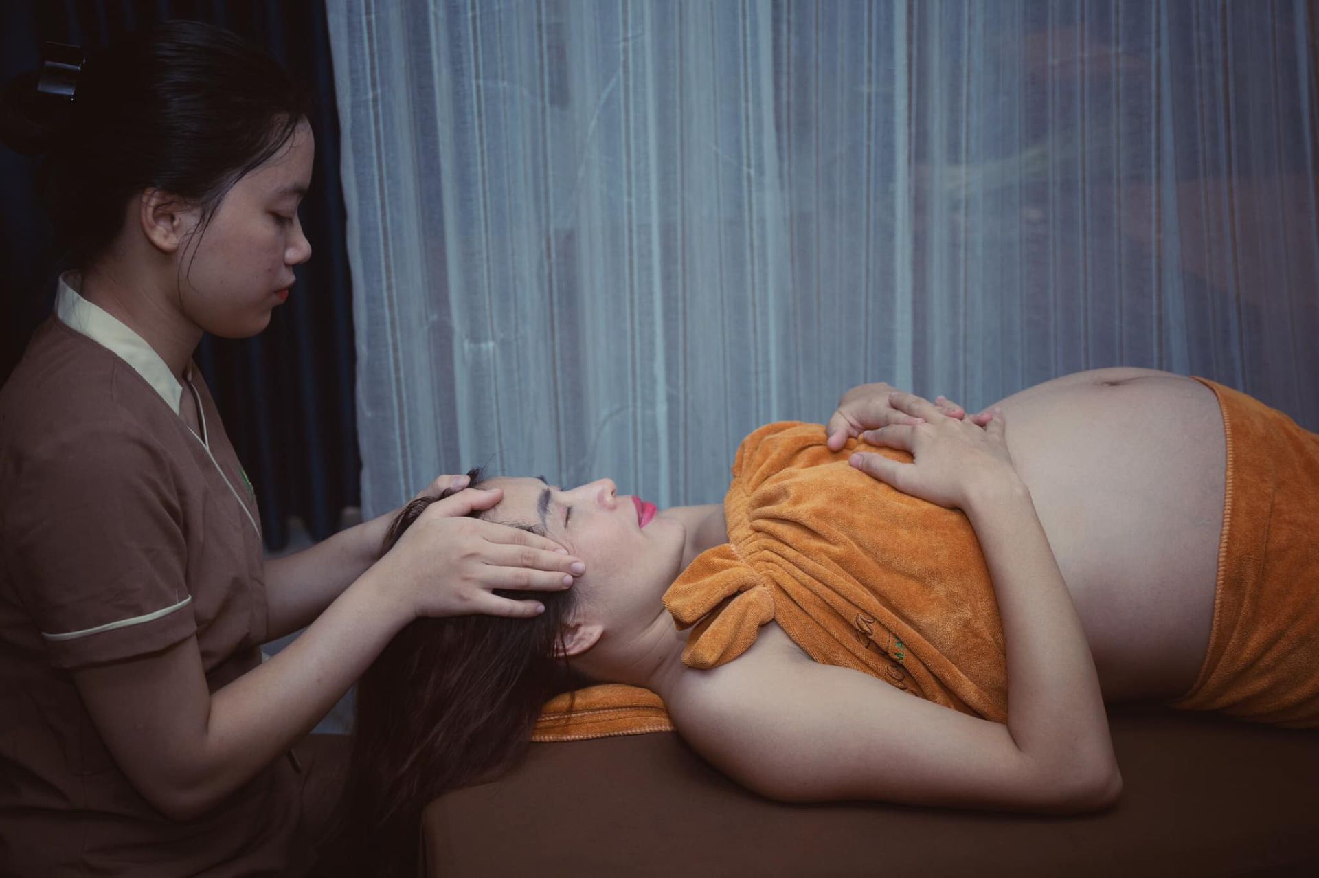 4 Cách Massage Cho Bà Bầu Tại Nhà Giúp Giảm Nhức Mỏi Cơ Thể