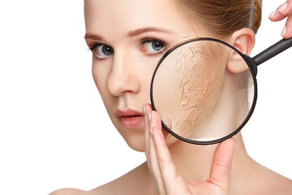 Da mặt bị khô: Nguyên nhân và cách khắc phục hiệu quả tại nhà