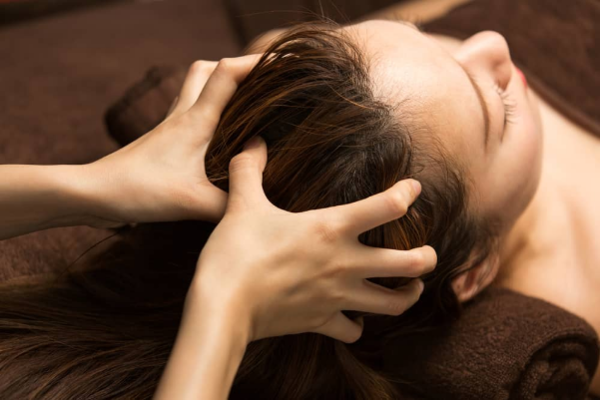 Những cách massage da đầu kích thích mọc tóc dễ thực hiện